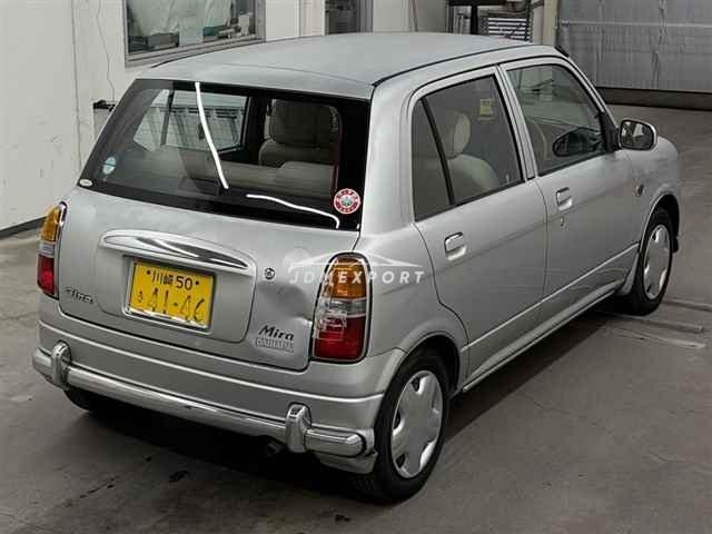 Daihatsu Mira Gino 2001 thumbnail 6