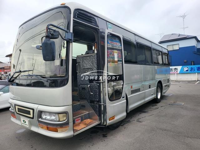 Isuzu Gala 2001 thumbnail 8