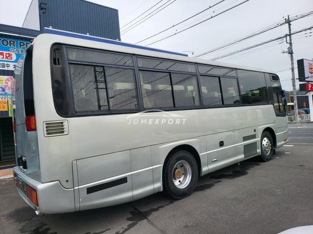 Isuzu Gala 2001 thumbnail 4