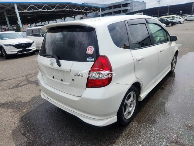 Honda Fit 2001 thumbnail 13