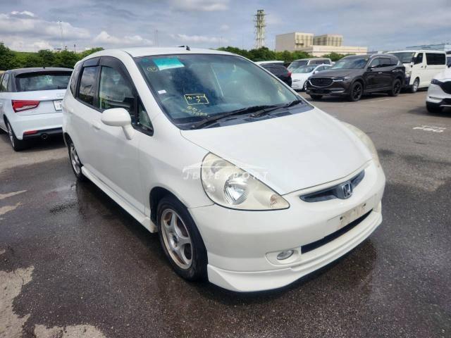 Honda Fit 2001 thumbnail 12