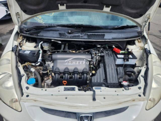 Honda Fit 2001 thumbnail 8