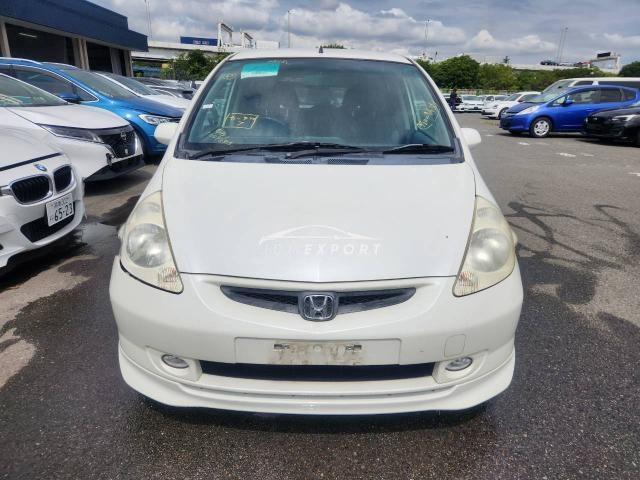 Honda Fit 2001 thumbnail 10