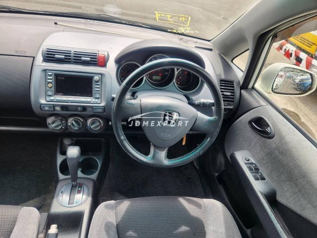 Honda Fit 2001 thumbnail 17