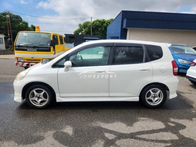 Honda Fit 2001 thumbnail 11