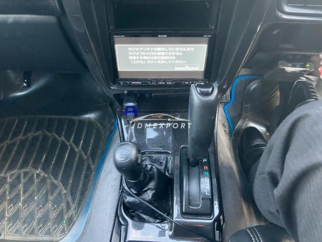 Toyota Hilux Surf 1998 thumbnail 18