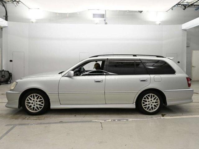 Toyota Crown Estate 2002 thumbnail 5