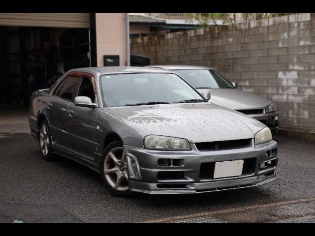 Nissan Skyline 2000