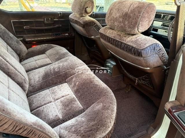 Nissan Gloria Van 1983 thumbnail 18