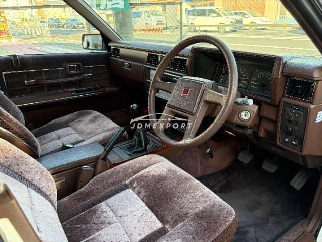 Nissan Gloria Van 1983 thumbnail 12