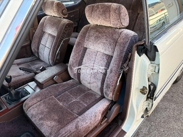 Nissan Gloria Van 1983 thumbnail 16