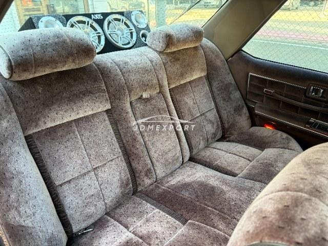Nissan Gloria Van 1983 thumbnail 17