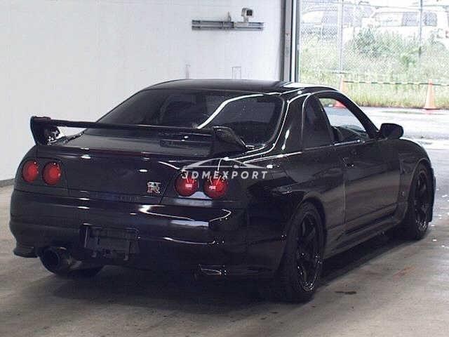 Nissan Skyline GT-R 1996 thumbnail 6