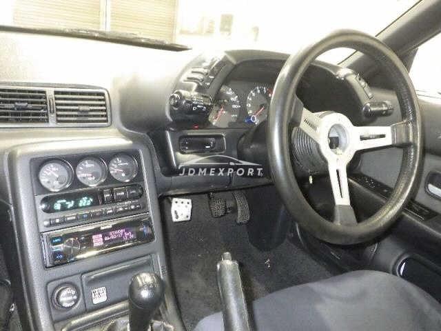 Nissan Skyline GT-R 1993 thumbnail 4