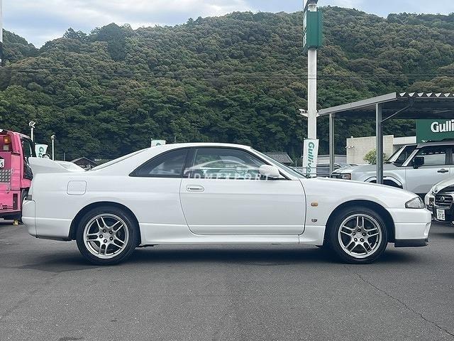 Nissan Skyline GT-R 1996 thumbnail 23