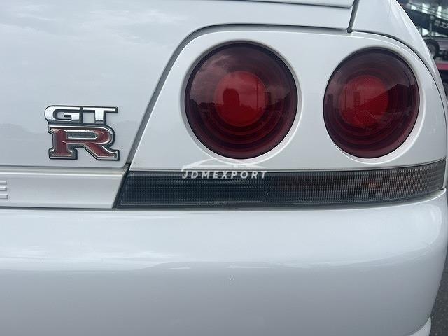 Nissan Skyline GT-R 1996 thumbnail 10