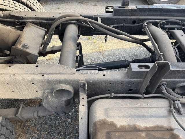 Mitsubishi Fuso Canter 1999 thumbnail 20