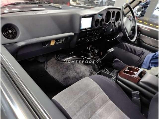 Toyota Land Cruiser Wagon 1989 thumbnail 6