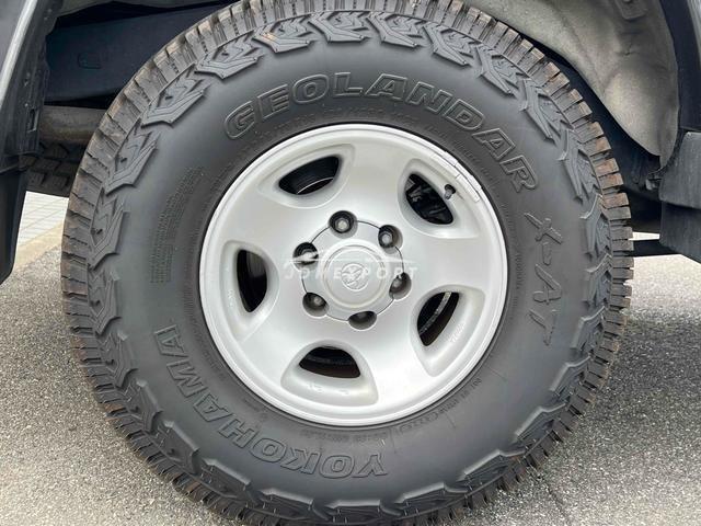 Toyota Land Cruiser 80 1996 thumbnail 12