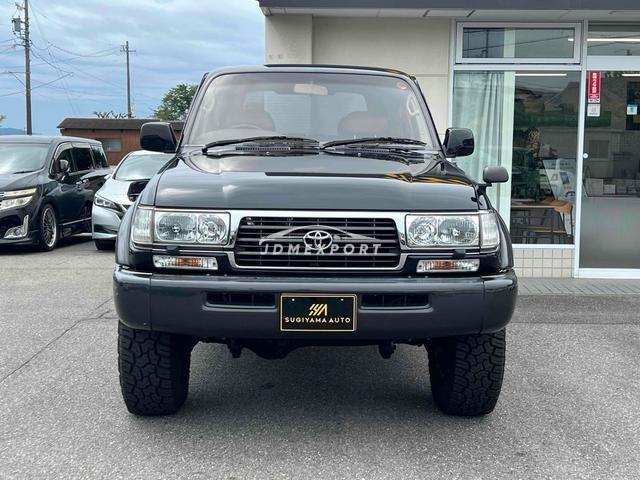 Toyota Land Cruiser 80 1996 thumbnail 2