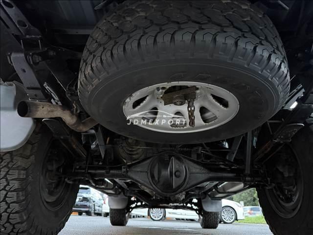 Toyota Hilux Pick Up 1997 thumbnail 45