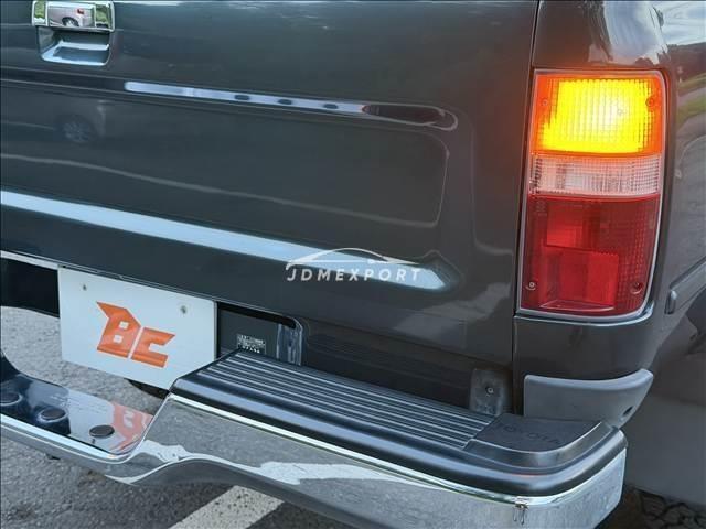 Toyota Hilux Pick Up 1997 thumbnail 36