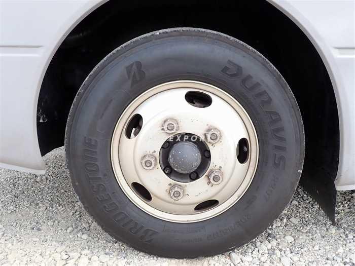 Mitsubishi Fuso Rosa Bus 1996 thumbnail 27