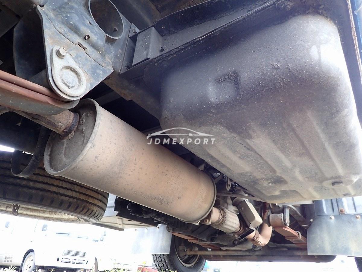 Mitsubishi Fuso Canter 2000 thumbnail 19