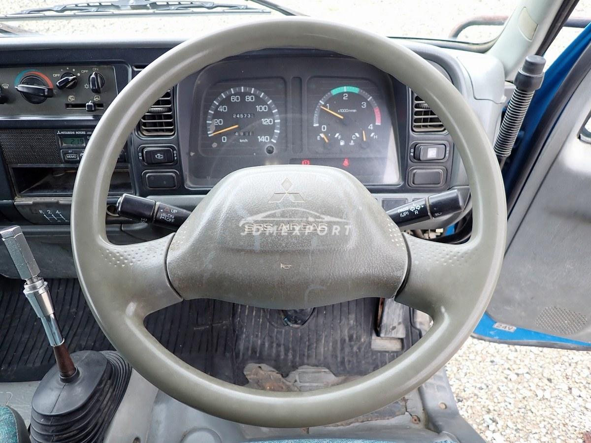 Mitsubishi Fuso Canter 2000 thumbnail 29