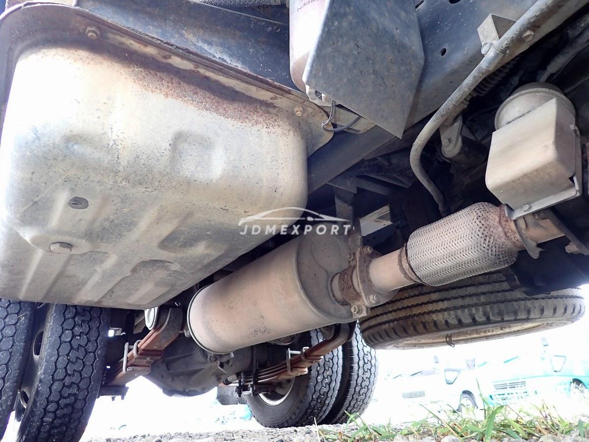 Mitsubishi Fuso Canter 2000 thumbnail 18