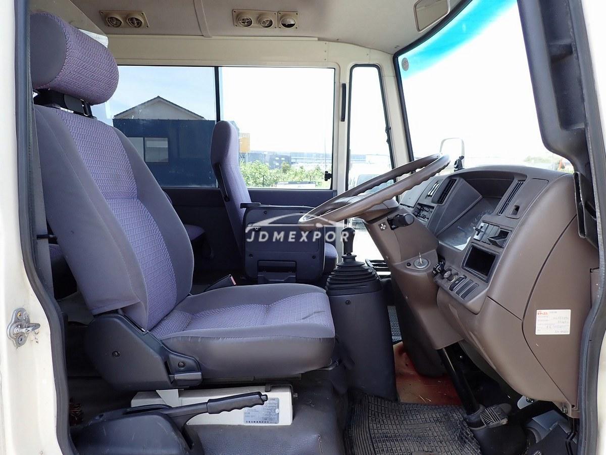 Nissan Civilian Bus 1997 thumbnail 9