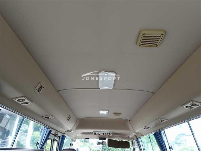 Toyota Coaster 1996 thumbnail 21