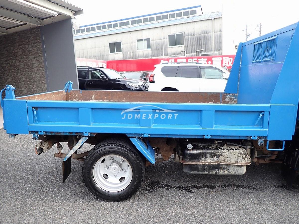 Mitsubishi Fuso Canter 2000 thumbnail 9