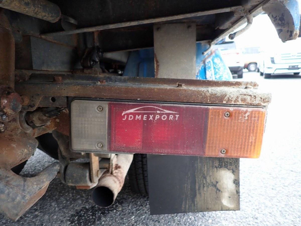 Mitsubishi Fuso Canter 2000 thumbnail 55