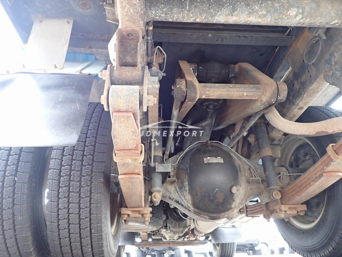 Mitsubishi Fuso Canter 2000 thumbnail 46