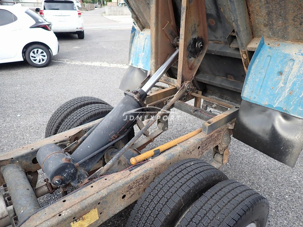 Mitsubishi Fuso Canter 2000 thumbnail 50