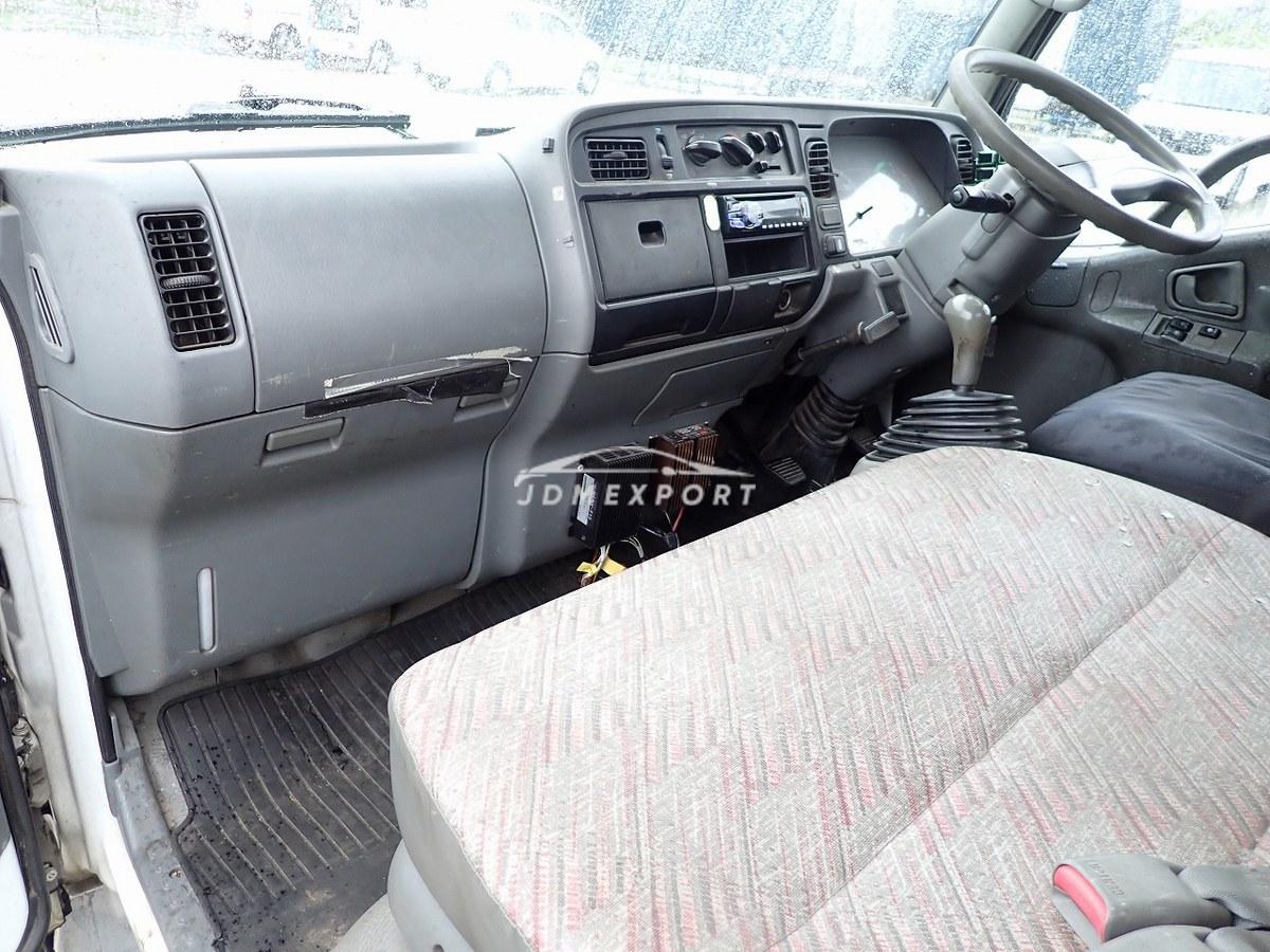 Mitsubishi Fuso Canter 1996 thumbnail 40