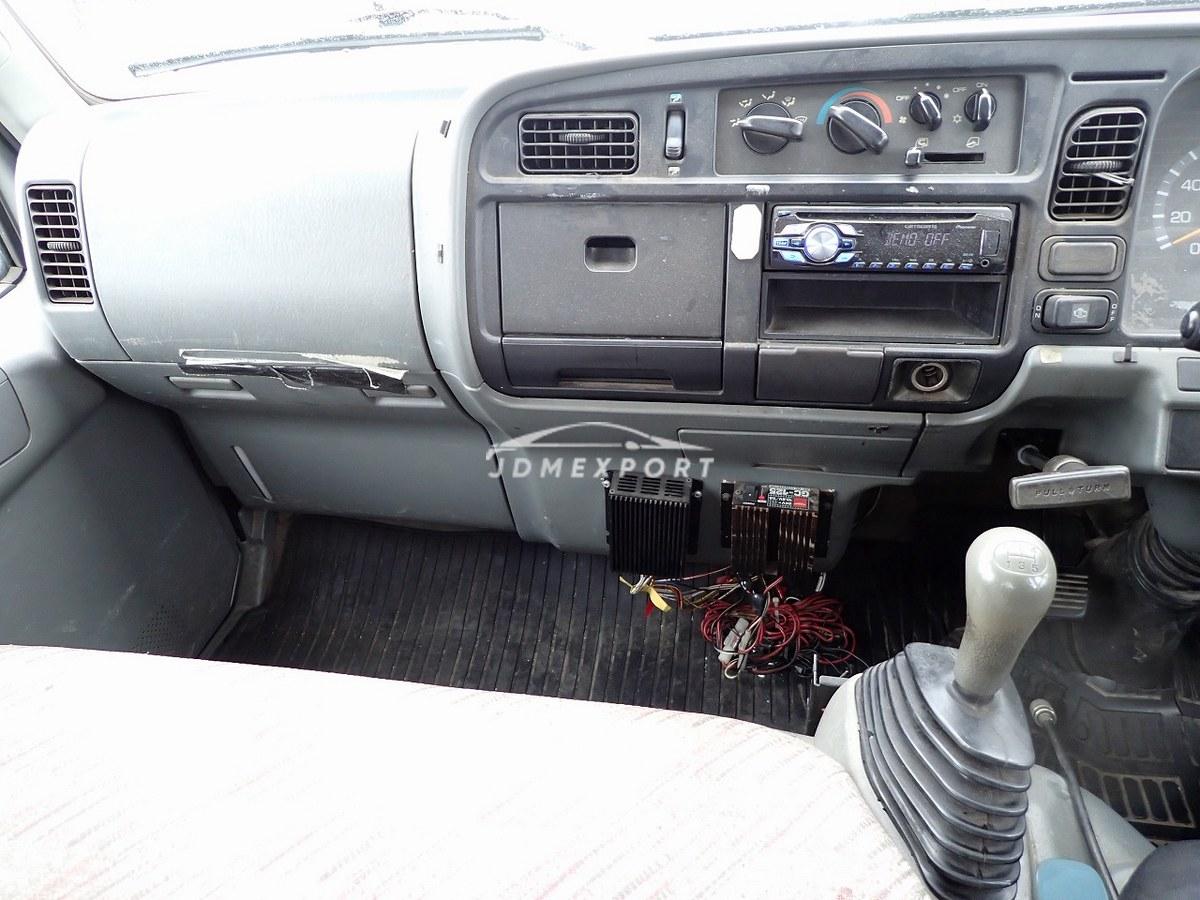 Mitsubishi Fuso Canter 1996 thumbnail 30
