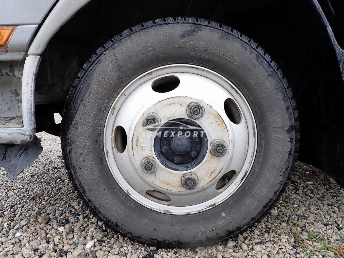 Mitsubishi Fuso Canter 1996 thumbnail 15