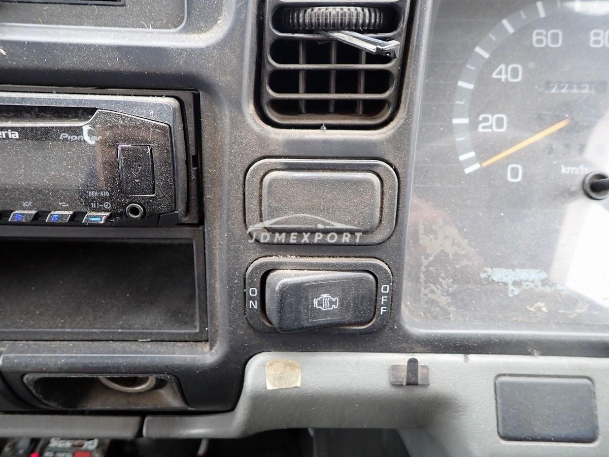 Mitsubishi Fuso Canter 1996 thumbnail 32