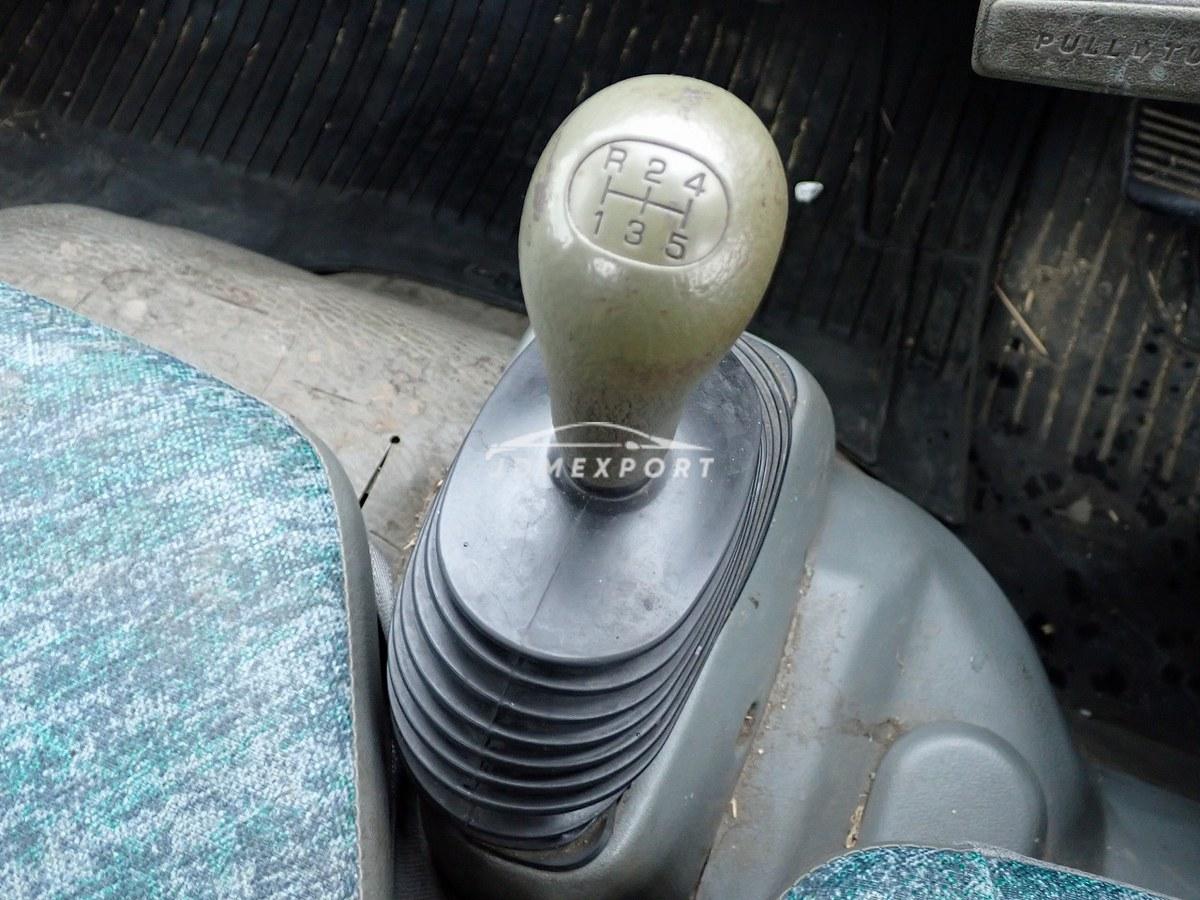 Mitsubishi Fuso Canter 2000 thumbnail 29