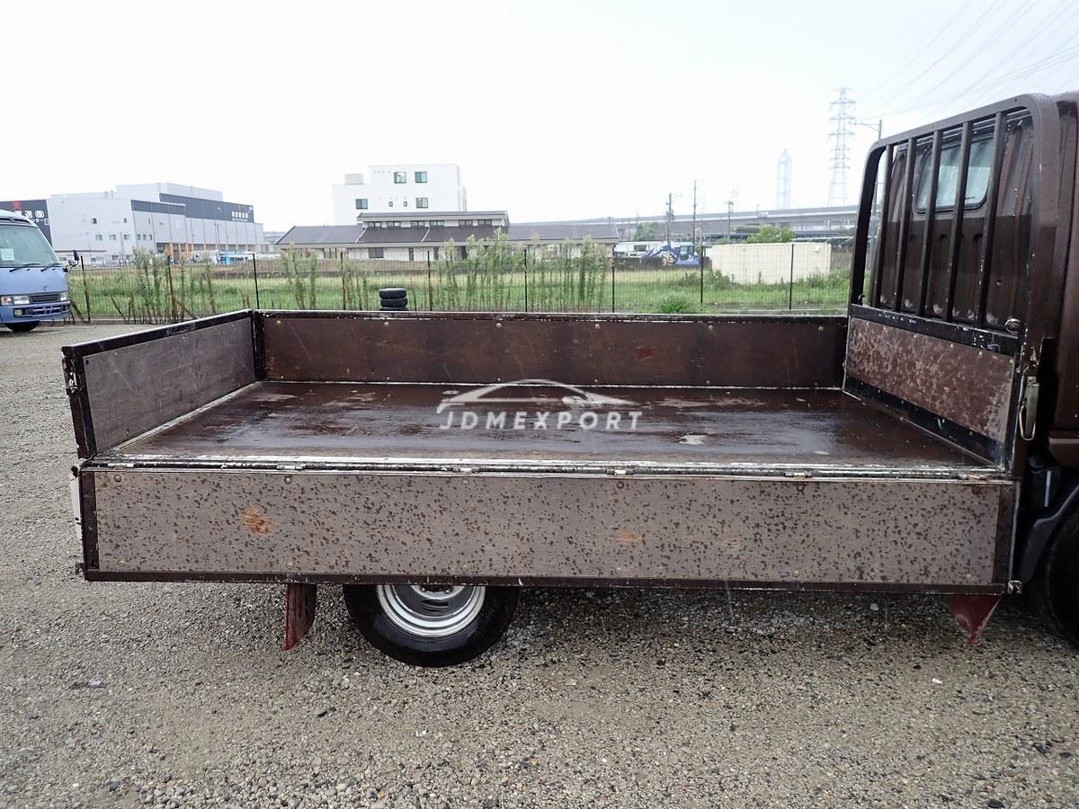 Mitsubishi Fuso Canter 2000 thumbnail 31