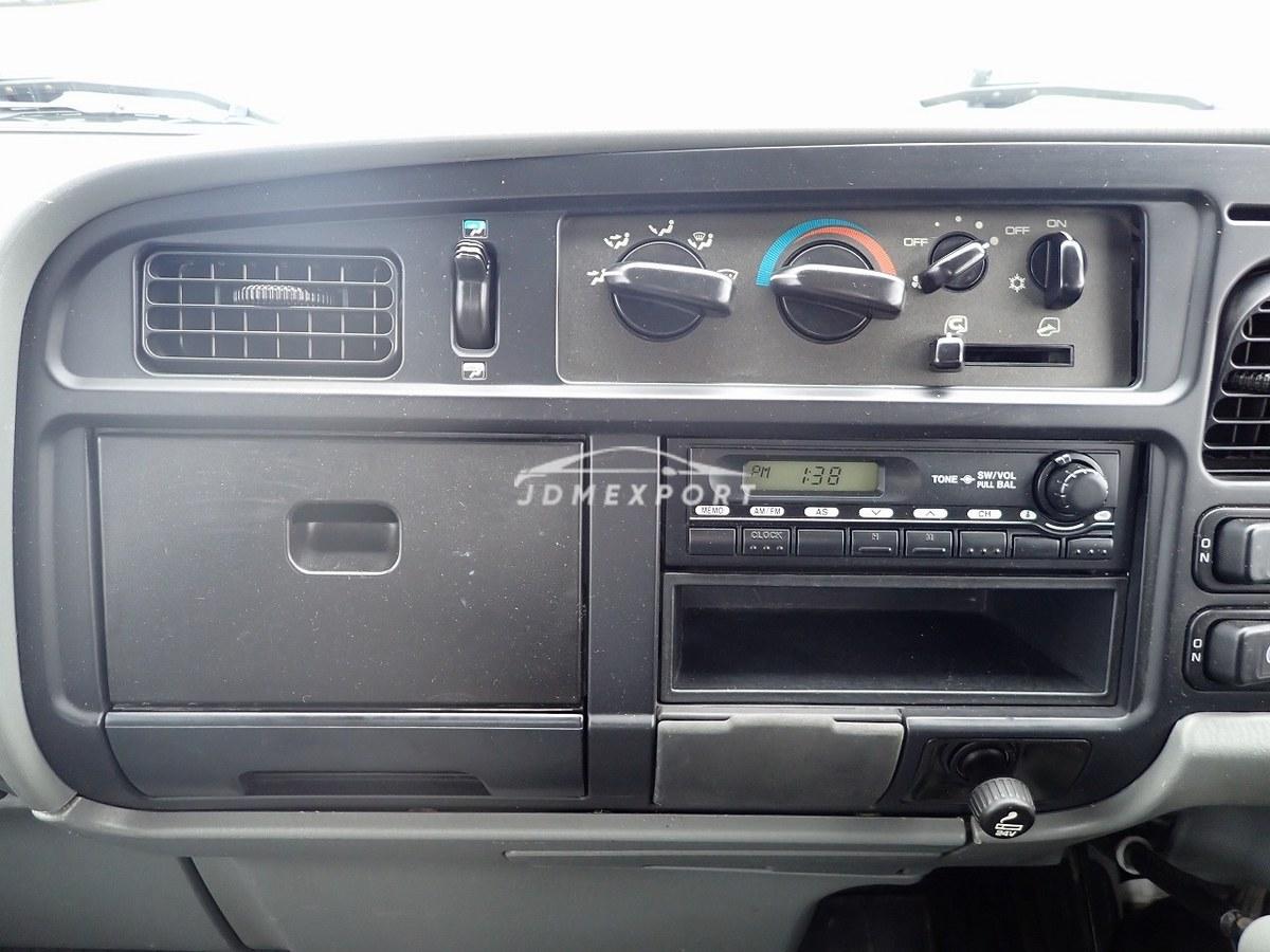 Mitsubishi Fuso Canter 1999 thumbnail 27
