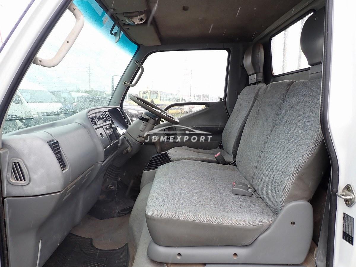 Mitsubishi Fuso Canter 1995 thumbnail 40