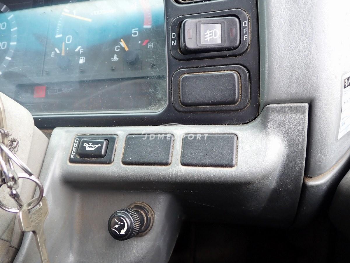 Mitsubishi Fuso Canter 1995 thumbnail 34
