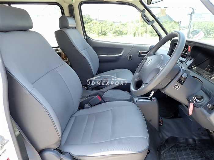 Toyota Hiace Van 1997 thumbnail 10