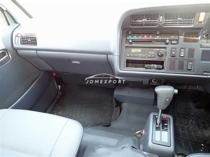 Toyota Hiace Van 1997 thumbnail 12
