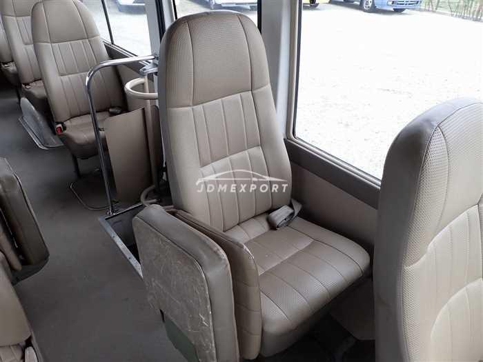 Toyota Coaster 1994 thumbnail 19