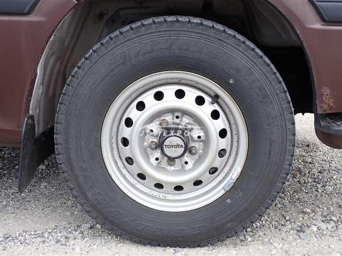 Toyota Hiace Commuter 1993 thumbnail 9