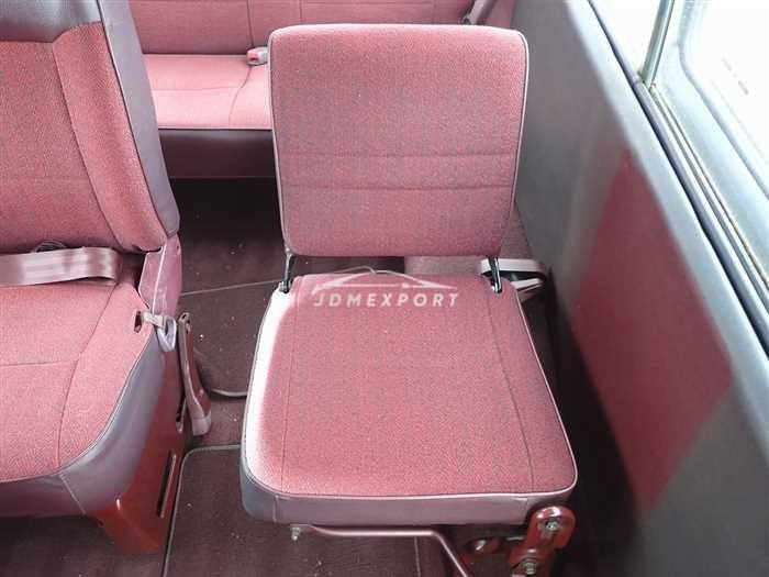 Toyota Hiace Commuter 1993 thumbnail 16